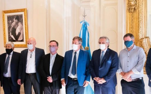 Alberto Fernández recibió a intendentes por la reconstrucción de la Comarca Andina