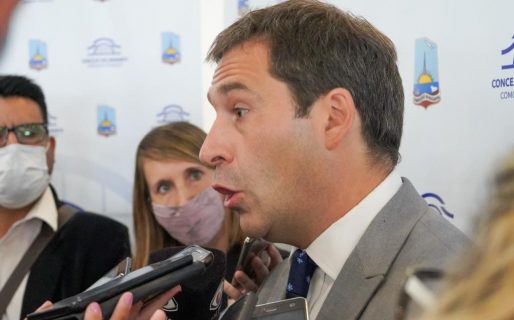 Luque: “Insto al Gobernador a que se acuerde de Comodoro Rivadavia”