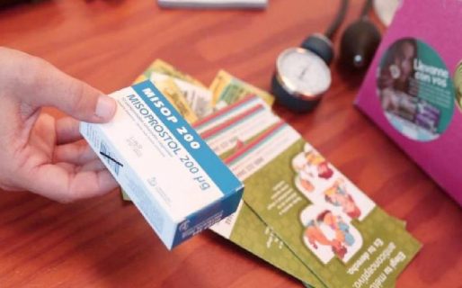 Perdieron un embarazo y se negaban a venderles el misoprostol
