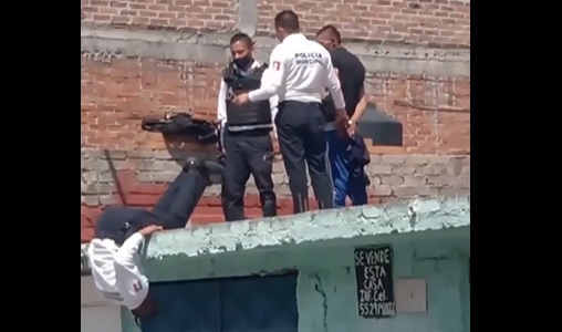 VIDEO: el policía acróbata y el ladrón arrojado desde un techo
