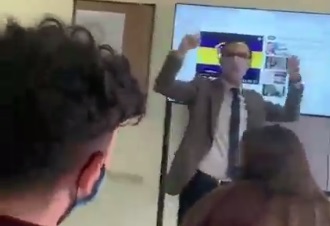 El profesor bostero que es sensación en las redes