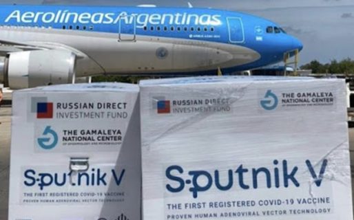 Llegó otro vuelo de Aerolíneas con más dosis de Sputnik V