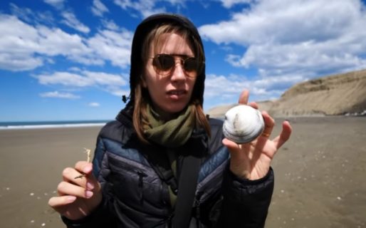 Los Youtubers canadienses ahora visitaron Rada Tilly: quedaron maravillados con su playa y «las mansiones»
