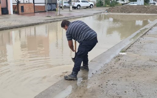 Se inundaron algunas calles del Juan 23 pero no se afectaron viviendas