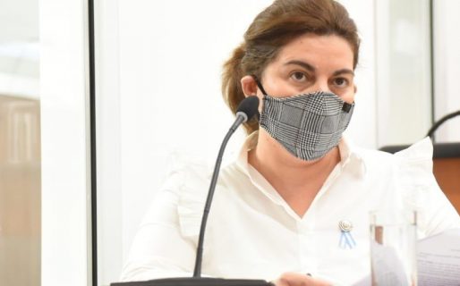 Romero manifestó su profunda indignación por el manejo de las vacunas