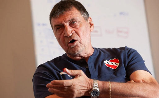 Julio Falcioni dio positivo de coronavirus y hay preocupación en Independiente