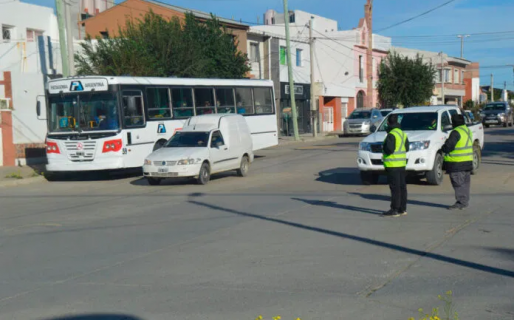 Barrio José Fuchs: en diez días comenzarían a multar a quienes circulen a contramano