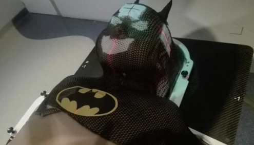 Crearon una máscara de superhéroe para el tratamiento de niños con cáncer