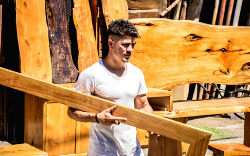 Nahuel, el carpintero de Bienvenidos a bordo que está invicto y enamoró a todos