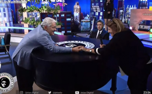 Silvestre le propuso matrimonio a su pareja en vivo y la respuesta no fue la esperada