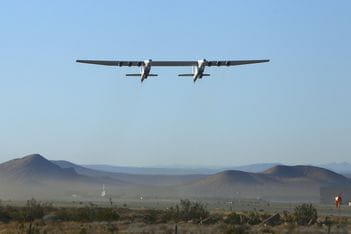 Stratolaunch: el avión más grande del mundo voló por segunda vez