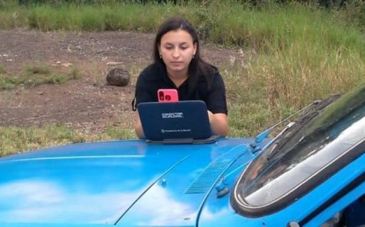 No tenía señal y rindió su último final al lado de la ruta