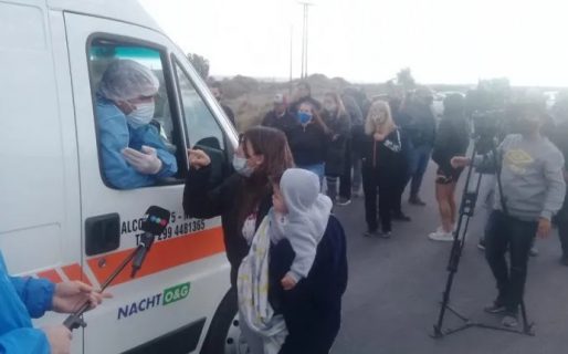 Dramática reacción de un enfermero ante turistas que no dejaban avanzar a dos ambulancias