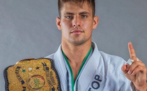 Entrenó en el garaje de su casa durante la cuarentena y salió campeón mundial de jiu jitsu