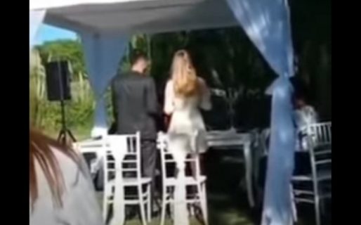 El sonido que interrumpió el momento más importante de un casamiento