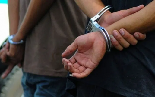 Incumplieron restricciones por covid y les secuestraron el vino