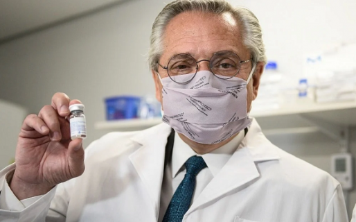 “Vacuna argentina”, la urgencia por duplicar las dosis diarias