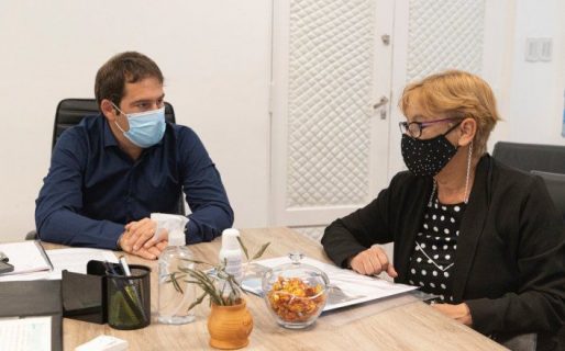 Comodoro aportará a Las Plumas máquinas viales