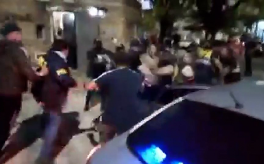 Brutal linchamiento a una pareja acusada de violar y prostituir a una nena de su familia