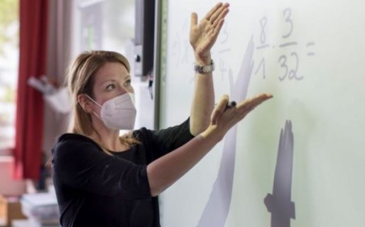 Municipio lanza una línea para reportar casos sospechosos de Covid en las escuelas