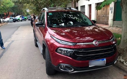 Un policía retirado mató a un delincuente tras un asalto y tiroteo