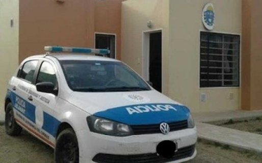 “Acá los policías vienen a engordar y tomar mate”