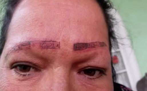 «Vean como dejaron a mi mamá»: la indignación de una usuaria por un tatuaje fallido se hizo viral