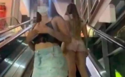 Escándalo en un shopping por dos mujeres que grabaron un video porno