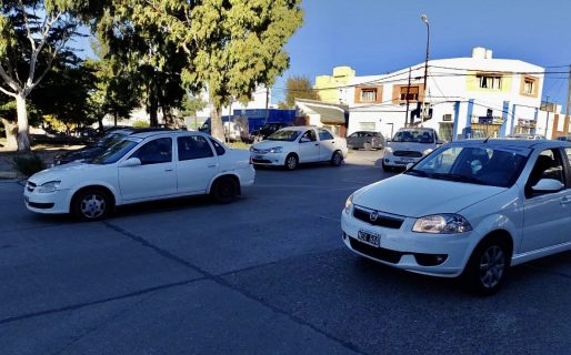 Remiseros movilizados: “Sólo queremos trabajar en libertad”