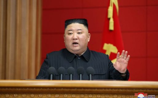 Una mancha verde en la cabeza genera dudas sobre la salud de Kim Jong-un