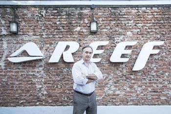 La marca de dos marplatenses que saltó al mundo fabricando ojotas