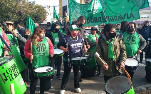 Trabajadores estatales de toda la provincia se movilizaron en Rawson