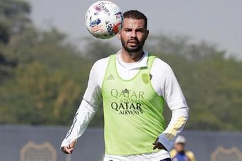 Boca informó que Edwin Cardona tiene problemas cardíacos y no hará esfuerzos durante 14 días