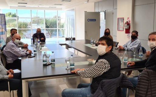 Llugdar y Villegas mantuvieron un encuentro con la nueva directiva de las PyMEs del Golfo San Jorge