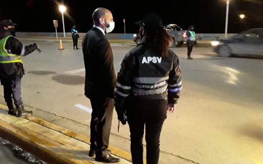 El Ministro de Seguridad encabeza un fuerte operativo de control sobre la Av. Ducós