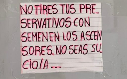 Insólito: se cansaron de que tiren preservativos usados en un ascensor y pusieron un cartel