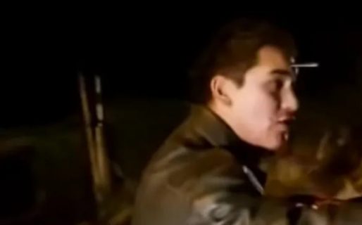 Video: Le dejaron un cuchillo clavado en la frente y quería seguir peleando