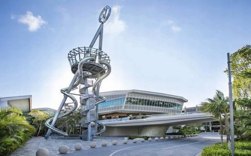 Tiroteo en un centro comercial del sur de Florida