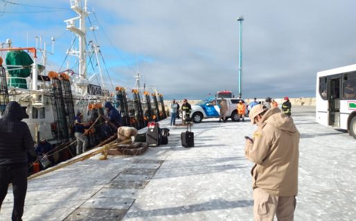 Trasladan al albergue municipal a los marineros del ‘Mishima Maru N°8’