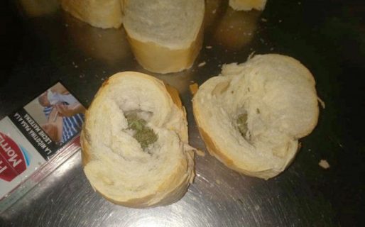 Le llevó pan casero a un detenido y descubrieron que adentro tenía marihuana