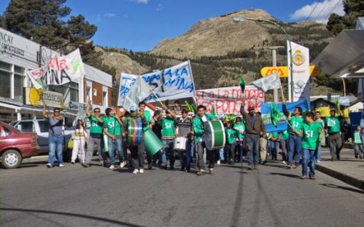 Vecinos promineros de Esquel pidieron al intendente “que deje de gobernar para los violentos”