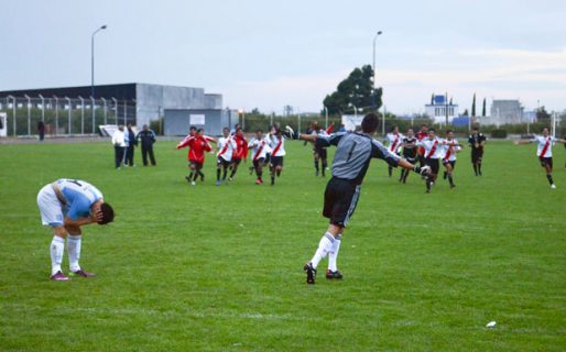 El día que River salió campeón de manera épica en Comodoro con Simeone en cancha