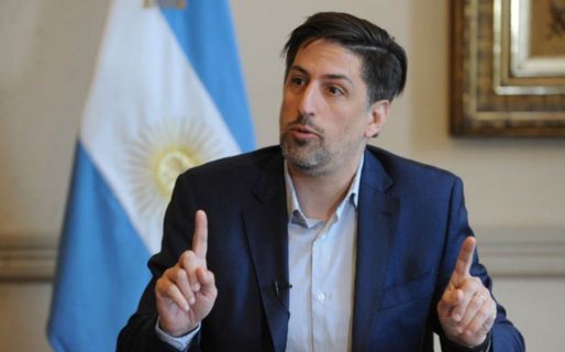 Trotta convocó de urgencia a las provincias que se niegan a suspender las clases presenciales