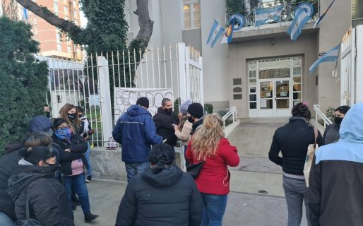 Becados de la Municipalidad: “Están jugando con la necesidad de la gente”