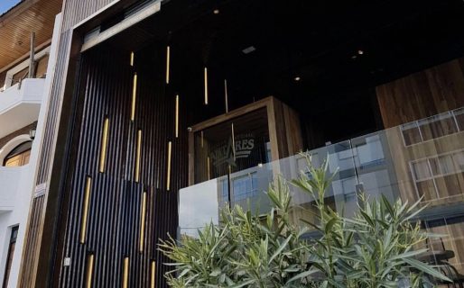 Dos jóvenes resultaron heridos tras una pelea en una cervecería del centro