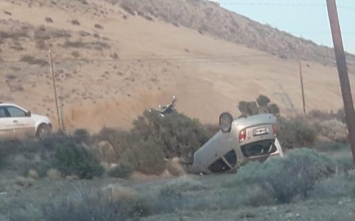 Una mujer perdió el control de su vehículo y volcó cerca de Laprida