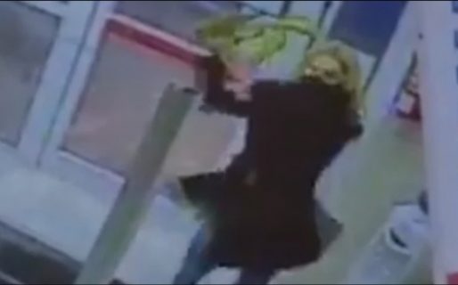 Mujer estalló en cólera tras perder turno médico por llegar tarde