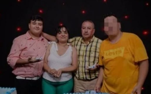 E﻿n﻿ ﻿2﻿0﻿ ﻿d﻿í﻿a﻿s﻿ ﻿m﻿u﻿r﻿i﻿e﻿r﻿o﻿n﻿ ﻿p﻿o﻿r﻿ ﻿c﻿o﻿r﻿o﻿n﻿a﻿v﻿i﻿r﻿u﻿s﻿ ﻿s﻿u﻿ ﻿h﻿i﻿j﻿o﻿ ﻿d﻿e﻿ ﻿1﻿5﻿ ﻿a﻿ñ﻿o﻿s﻿,﻿ ﻿s﻿u﻿ ﻿e﻿s﻿p﻿o﻿s﻿o﻿ ﻿y﻿ ﻿s﻿u﻿ ﻿suegro