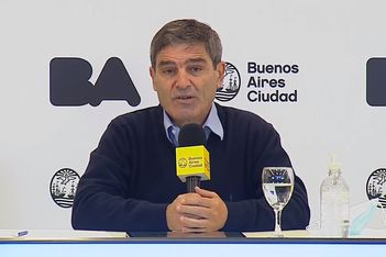 Fernán Quirós habló sobre las muertes de las personas vacunadas