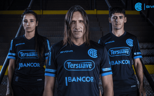 A 10 años del partido de ida de la promoción ante River, Belgrano sacó una camiseta especial